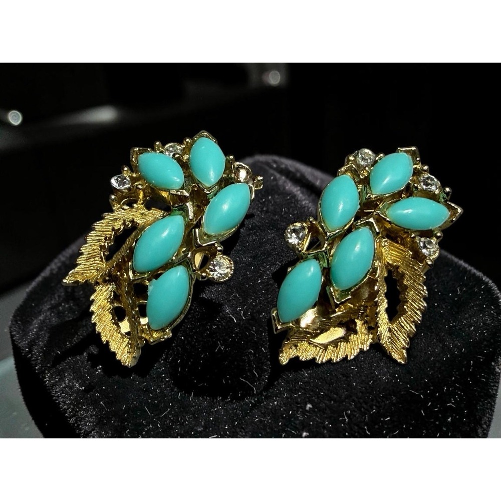 Vintage Kramer Turquoise Glass Leaf Cluster Clip-On Earrings Gold Tone - Picture 2 of 9